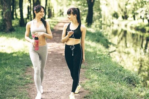 Điều gì xảy ra với cơ thể nếu đi bộ 30 phút mỗi ngày?