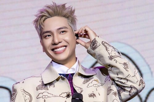 Quân A.P có thêm động lực với nghề sau thành công của 'Anh trai say hi'