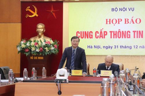 Chính phủ đã thông qua 3 nghị định về thu hút nhân tài và chính sách với cán bộ trong sắp xếp bộ máy