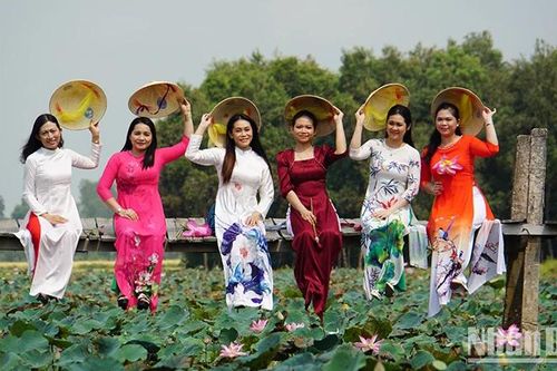 Tháp Mười: Hơn 2,8 triệu lượt khách tham quan du lịch