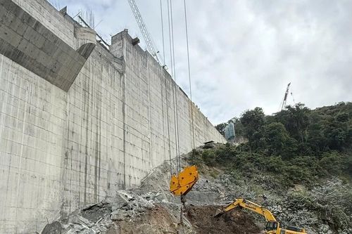 Vụ tai nạn thi công thủy điện ở Kon Tum: Do sập giàn giáo, đã có 5 người tử vong