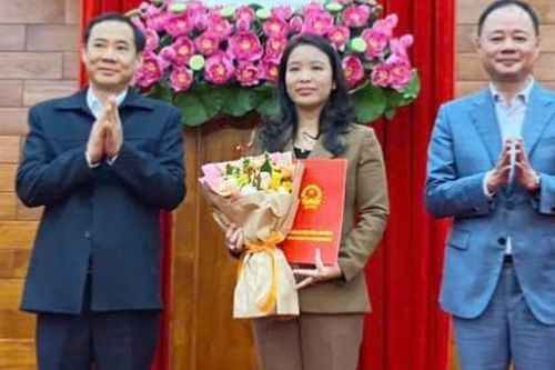 Bản tin 8H: Sở Y tế Lâm Đồng có nữ giám đốc