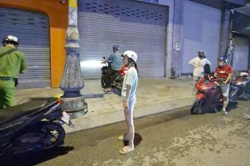 Cô gái hoang báo bị cướp để 'biển thủ' tiền trúng vé số của mẹ