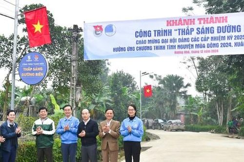 Khánh thành công trình thanh niên thắp sáng đường biên