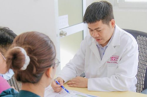 4 giải pháp tăng cơ hội đón tin vui cho các cặp vợ chồng hiếm muộn