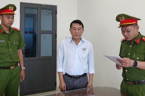 Nguyên chủ tịch phường ở Bình Thuận bị khởi tố vì cấp sổ đỏ sai