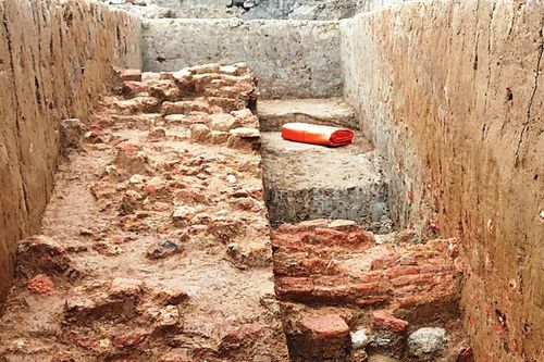 Đào móng nhà phát hiện dấu tích nghi tường kinh thành Hoa Lư