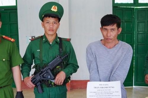 Kon Tum: Mật phục bắt quả tang đối tượng vận chuyển 3kg ma túy đá