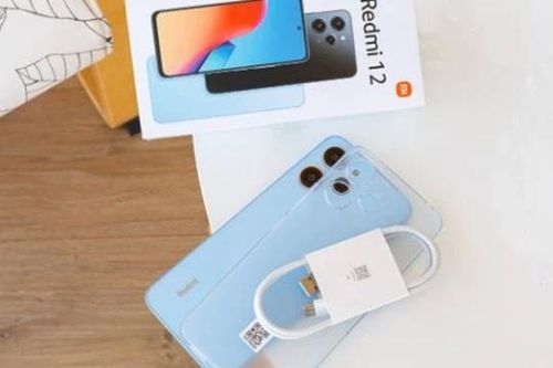 Chiến thần màn lớn quốc dân xả kho cuối năm chỉ 2 triệu, 3 mắt như iPhone 12 Pro Max, camera 50MP
