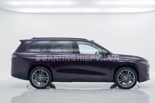 SUV dài hơn 4,9 mét, công suất 292 mã lực, trang bị tiên tiến, giá hơn 500 triệu đồng