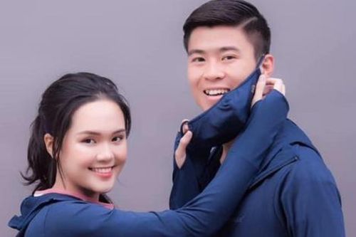 Vợ Duy Mạnh lên tiếng sau sự cố đi cổ vũ chồng