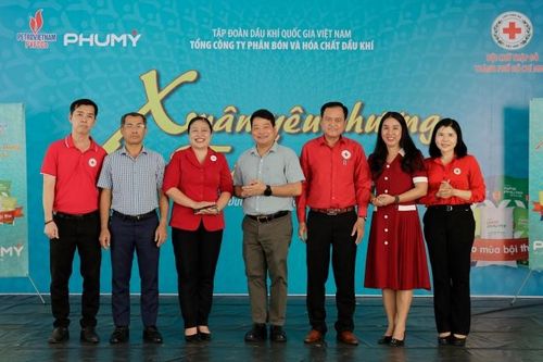 Phú Mỹ mang 'Xuân yêu thương, Tết sẻ chia' đến những hoàn cảnh khó khăn