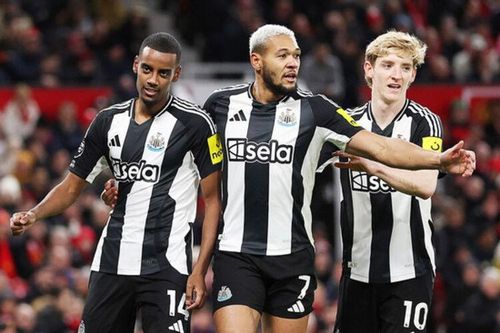 Thua Newcastle, MU lún sâu khủng hoảng