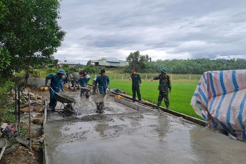 Lực lượng vũ trang huyện Khánh Vĩnh: Nhiều hoạt động thiết thực trong công tác dân vận