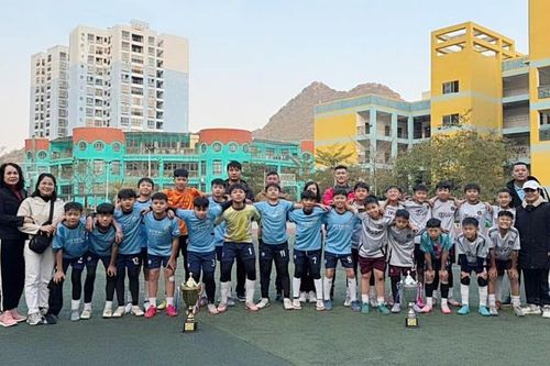 Đội bóng đá U11, U12 đoạt cúp trong giao hữu bóng đá tại thị Bằng Tường (Quảng Tây, Trung Quốc)