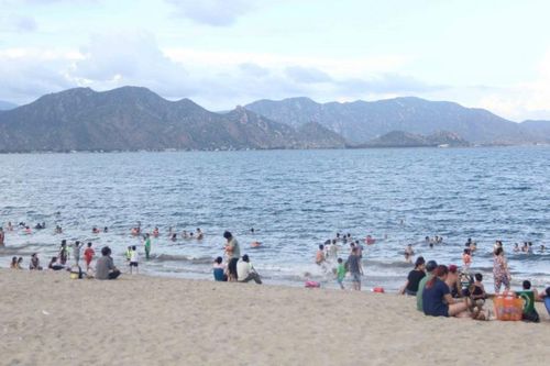 Hợp lực 'biển - rừng' để du lịch phát triển