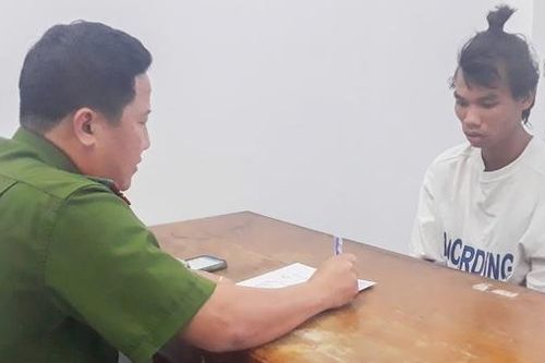 Công an Vĩnh Long làm rõ kẻ phóng hỏa đốt xe ôtô