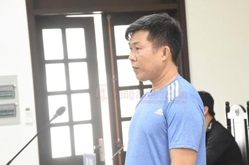 Bị đâm trọng thương vì say rượu, nhớ chuyện cũ nên gây sự với chủ phà