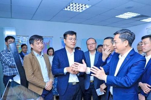 Hà Nội đẩy mạnh ứng dụng công nghệ số trong từng mặt công tác: Tạo tiền đề bứt phá trong năm 2025