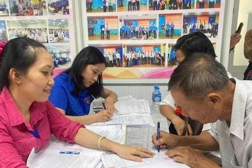 Thành phố Thủ Đức chi trả gần 300 tỷ đồng cho các hộ dân đầu tiên bị ảnh hưởng bởi dự án Vành đai 2