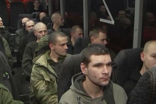 Nga-Ukraine hoàn tất cuộc trao đổi tù binh lớn cuối năm 2024