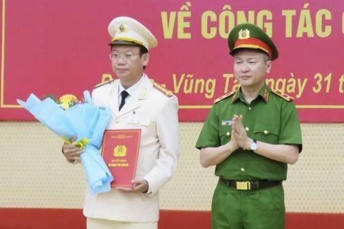 Điều động, bổ nhiệm giám đốc công an hai tỉnh