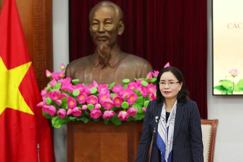 Thứ trưởng Bộ VH,TT&DL Trịnh Thị Thủy: Tiếp tục giải pháp thúc đẩy phát triển các ngành công nghiệp văn hóa