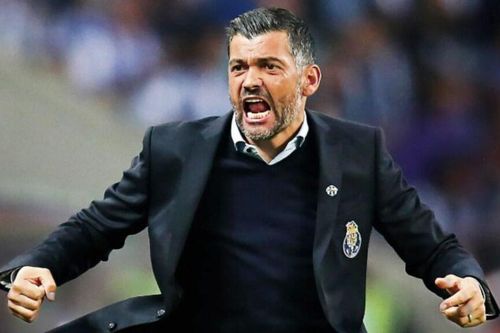 6 tháng, AC Milan thay 3 HLV