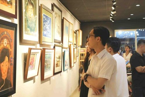 Triển lãm mỹ thuật Nhân ái: Nối liền hội họa và tinh thần sẻ chia