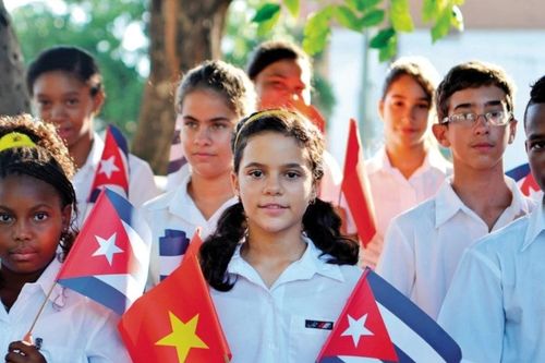 Bộ GD&ĐT thông báo tuyển sinh du học Cuba diện hiệp định năm 2025