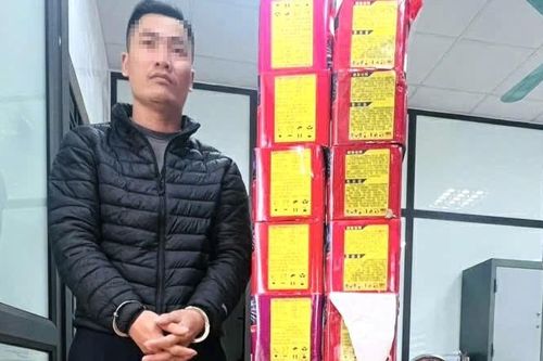 Khởi tố đối tượng vận chuyển 74kg pháo hoa nổ