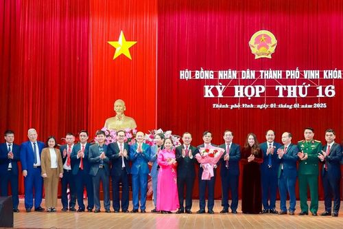 Danh sách Chủ tịch và 5 Phó Chủ tịch UBND thành phố Vinh (mới)