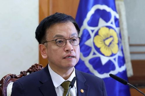 Quyền Tổng thống Hàn Quốc từ chối đơn từ chức của hàng loạt trợ lý cấp cao