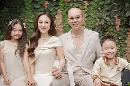 Ca sĩ Phan Đinh Tùng an tâm làm nghề khi có hậu phương vững chắc