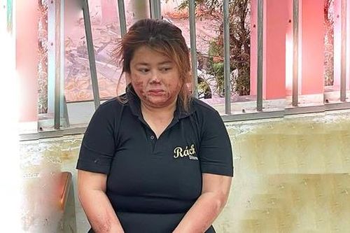 Bắt giữ nghi phạm đâm chết 'chồng hờ' tại phòng trọ
