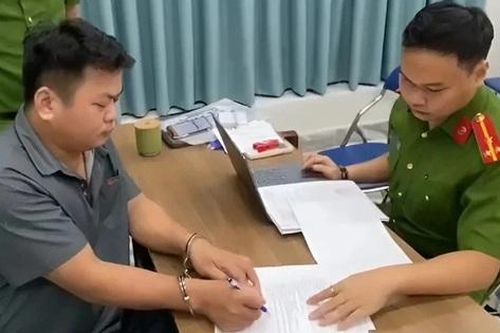 Bắt giữ đại gia lừa đảo bằng chiêu tổ chức đấu giá