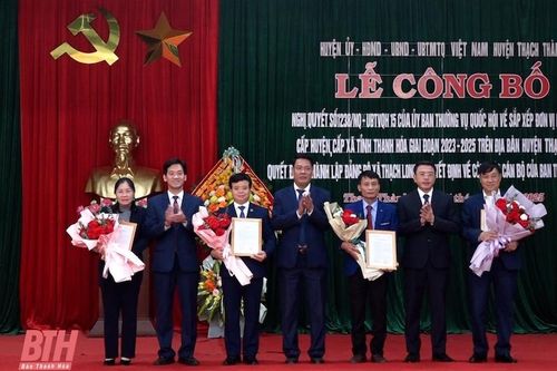 Thạch Thành: Công bố quyết định thành lập xã Thạch Long mới và công tác tổ chức đảng, cán bộ