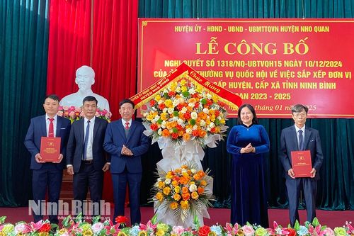 Lễ công bố Nghị quyết của Ủy ban Thường vụ Quốc hội về thành lập xã Thanh Sơn