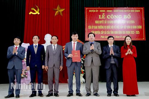 Công bố Quyết định thành lập xã Phúc Sơn