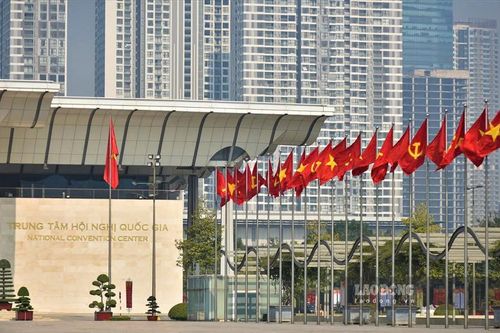 Đường tới kỷ nguyên hùng cường