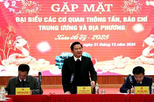 UBND thị xã Sa Pa gặp mặt báo chí nhân dịp Xuân Ất Tỵ 2025