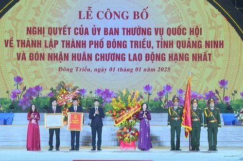 Phó Chủ tịch Quốc hội Nguyễn Thị Thanh: Đưa thành phố Đông Triều trở thành đô thị kiểu mẫu, hiện đại, xanh, sạch, đẹp và đáng sống
