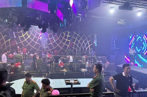 Kiểm tra quán bar, lòi ra…ma túy!