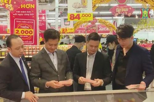 Nhiều siêu thị khuyến mãi dịp Tết Dương lịch