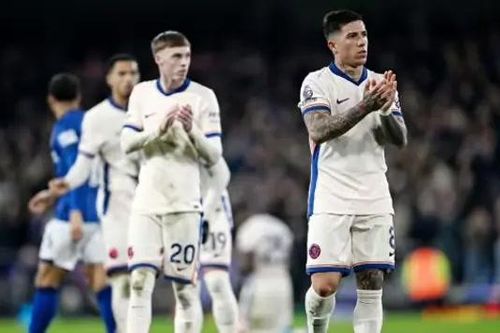 Chelsea nguy cơ rớt hạng