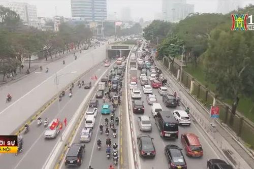 Hà Nội phát sinh 16 điểm ùn tắc giao thông