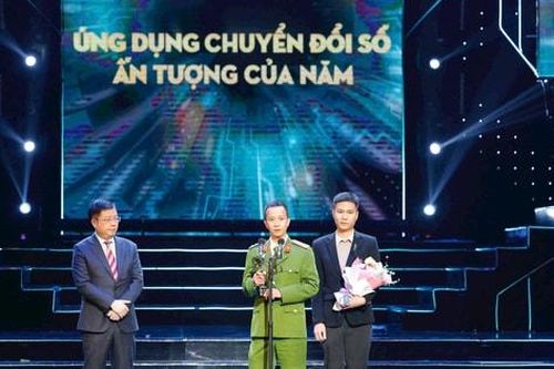 'Anh trai vượt ngàn chông gai' thắng giải VTV Awards