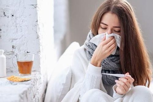 Phân biệt cảm lạnh và dị ứng