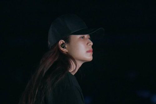 Hoàng Thùy Linh trở lại sau thời gian ở ẩn, công bố ngày khởi chiếu phim tài liệu âm nhạc