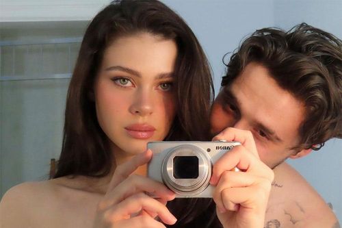 Ảnh tình tứ của Brooklyn Beckham